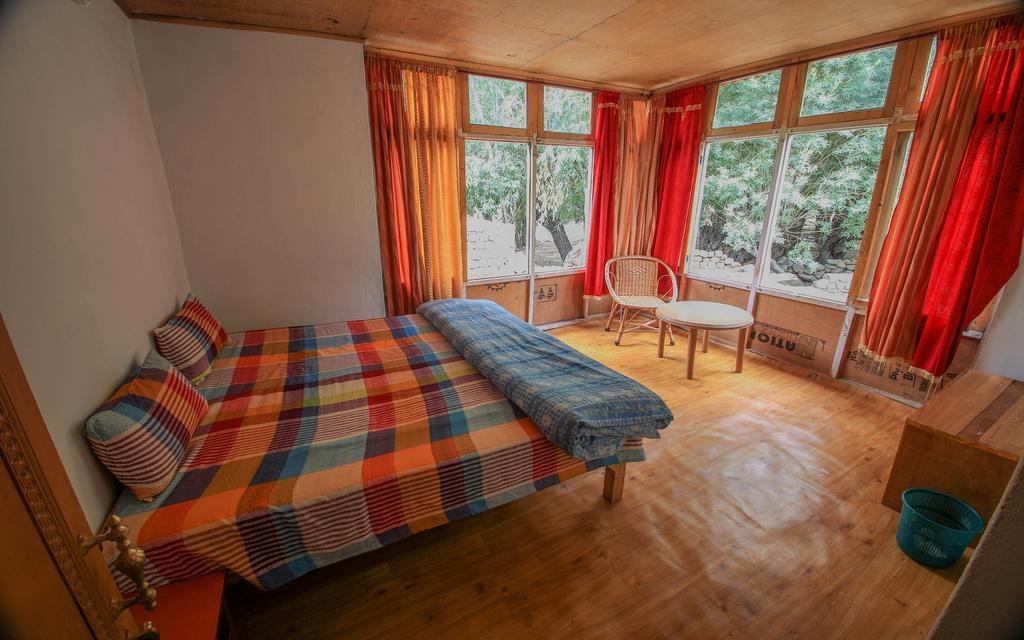 Tsetan Guest House Léh Exteriér fotografie